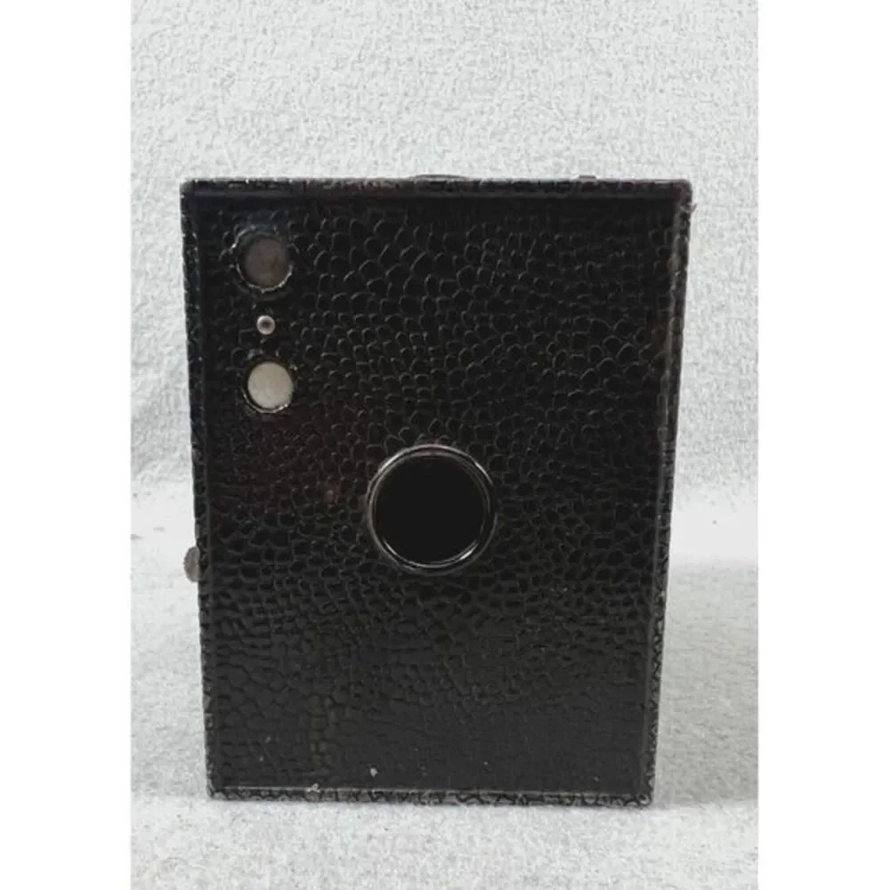 Vintage Antique Film Box Camera Unbranded UNTESTED Black Leather look 1900's